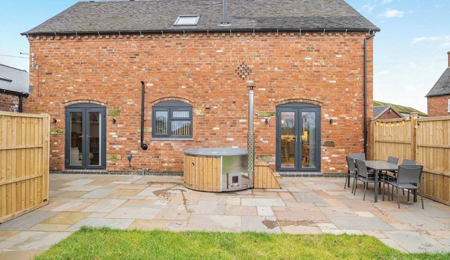 2 bedroom accommodation in Abbots Bromley, near Rugeley