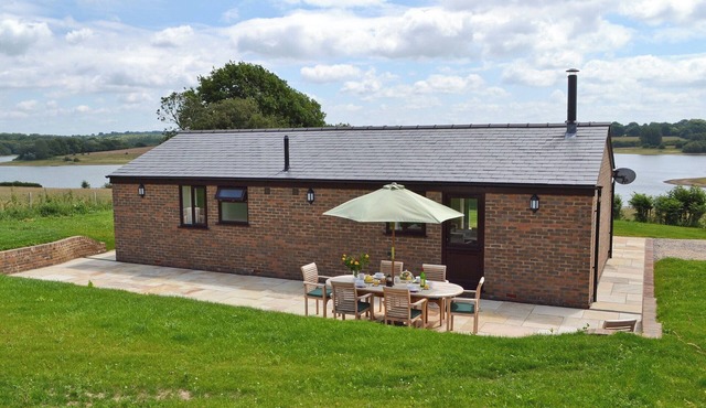 2 bedroom accommodation in Wadhurst, near Tunbridge Wells