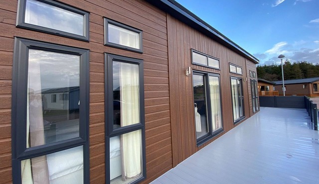 2 bedroom accommodation in Annan