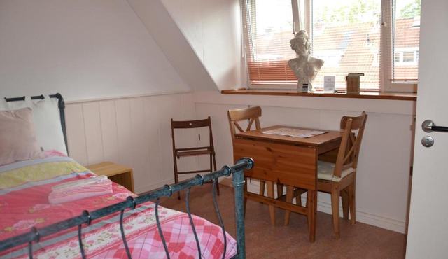 B&B MACBED CHECKIN-TIME 1700-1800 or request before you book