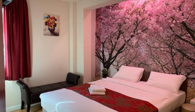 Barking Hotel