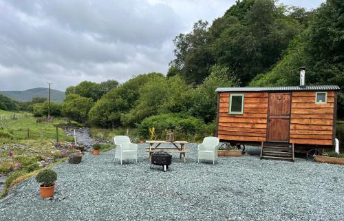 Berwyn Shepherds Hut