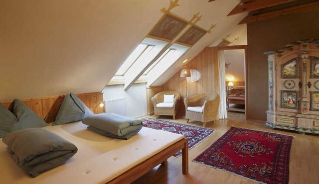 Bionest I earth building apartment - Biolandhaus Arche