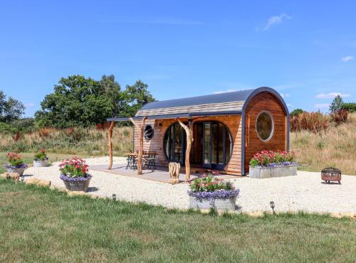 Bugley Pools Hideaway