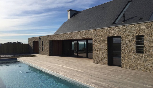 Cancale, architect-designed house with heated pool, Hammam/Jacuzzi, 100% sea view