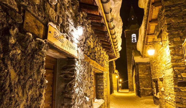 CHALET LUXE ET CHARME, 4* BELLA ALPINA, 12P, 150m2, 200 years old