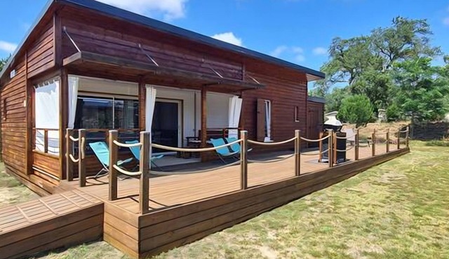 Chalet Meublé Entre Étangs et Océan