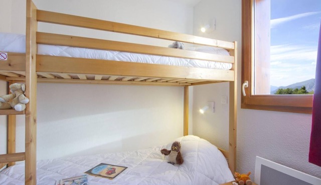 Chalet, wifi, swimming pool, terrace, balcony, tv, ski locker, 45m², Valmeinier