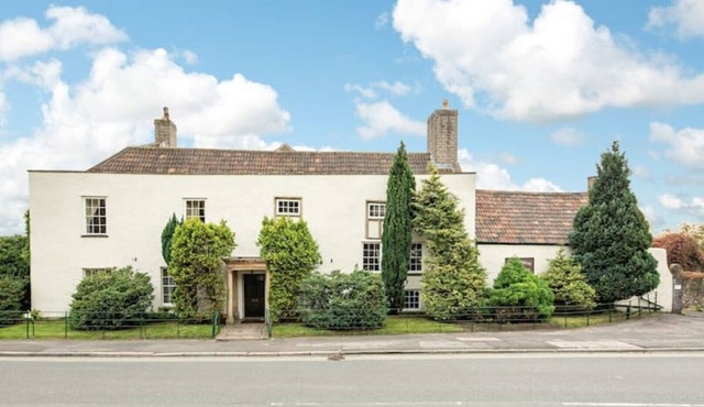 Charming listed historic country house 3 miles from Cheddar Gorge