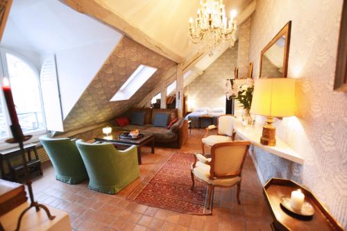 Charming Studio Near Louvre