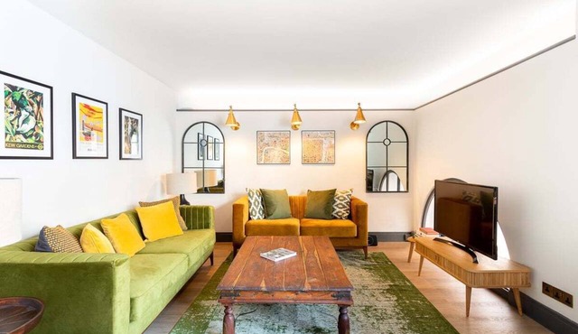 Classy Notting Hill Nest