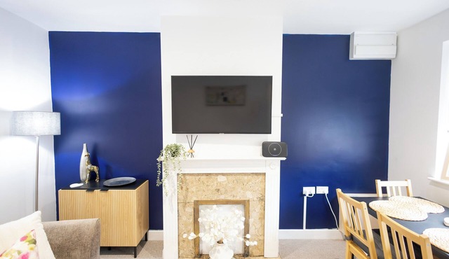 Comfortable 3-Bed House | Ideal for Contractors