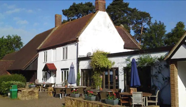 Farthingstone Hotel