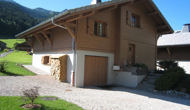 Independent chalet for 6 to 8 people in the heart of the "Portes du Soleil"