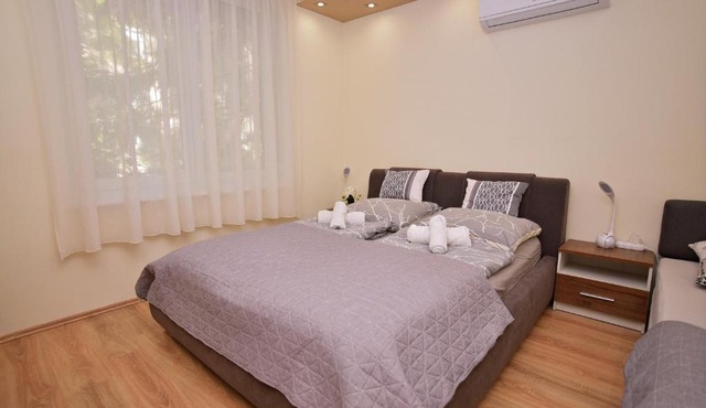 Kinder Apartman