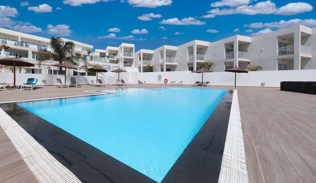La Docta 112 Senator - Pool view By LVH