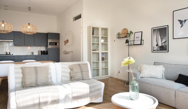 Modern harbor-view apartment in Scheveningen