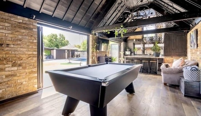 NEW Launch! Rowans Luxury Villa Pool & Games Room