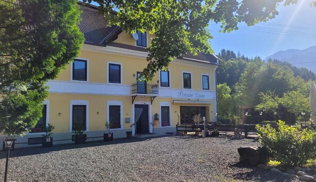 Pension Leano