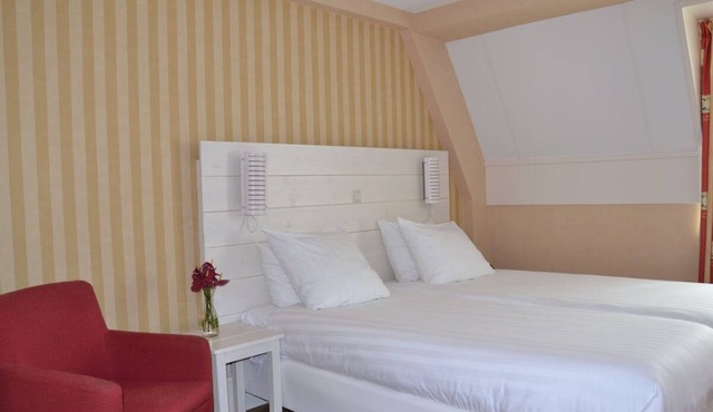 Perfect for Exploring and Unwinding! Free Breakfast, Close to Beaches!