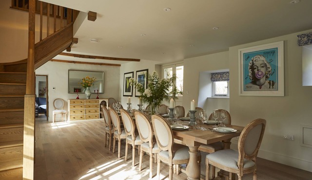 Perfect for large groups. Be it birthdays, wedding parties or a family and friends get-together, we