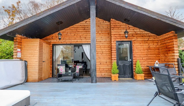 Sunset Lodge