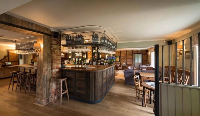The Hawk Inn