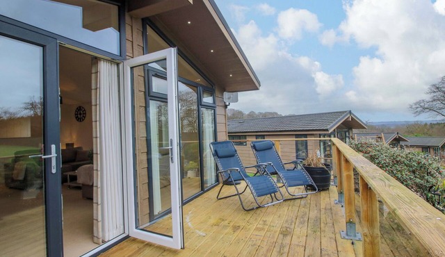 The Hedgerows - Hillview Lodges