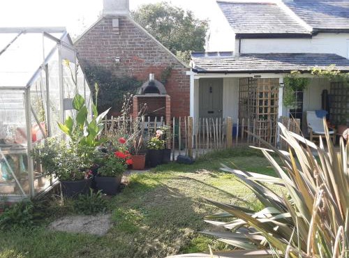 Tiny Cottage for couples in the countryside