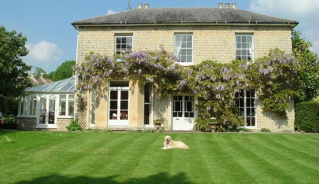 Weston Lawn
