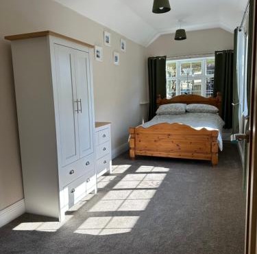 Windrush Apartment