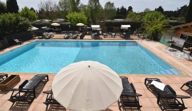 ZEcamping 4 étoiles piscine chalet TV LV clim 32m2 6 pers