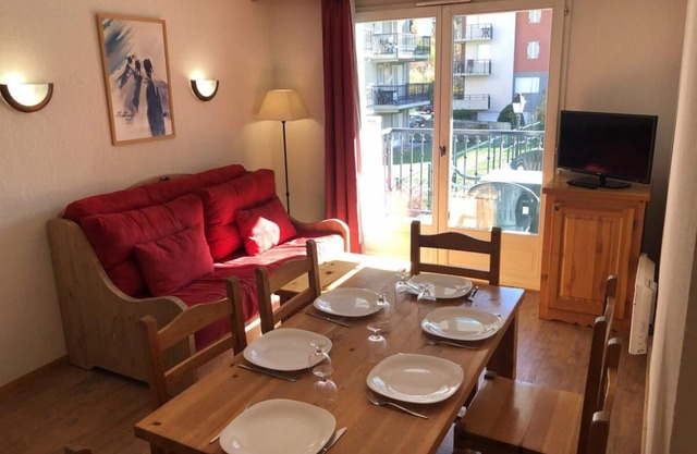 100m from ski lifts, 1st floor, balcony, tv, ski locker, 38m², Saint Gervais