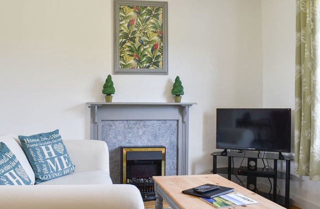 2 bedroom accommodation in St Margaret’s at Cliffe, near Dover