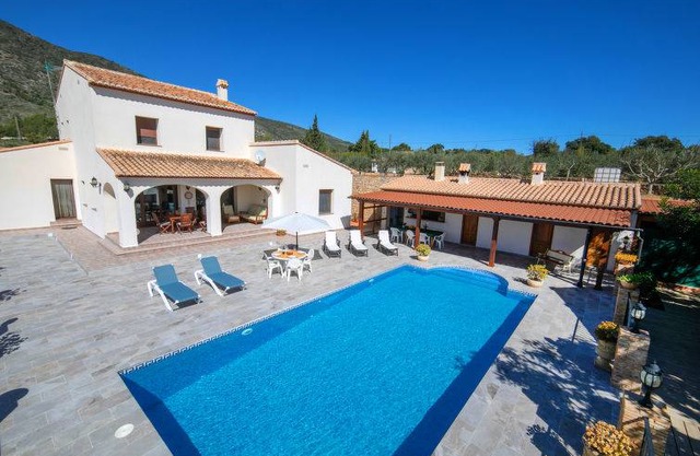220 m² House ∙ 4 bedrooms ∙ 8 guests