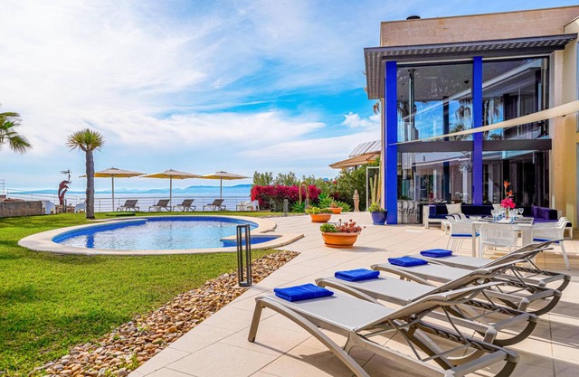 396 m² Villa ∙ 4 bedrooms ∙ 8 guests
