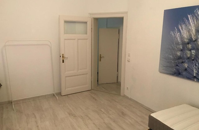 !!!! 5 min to HANNOVER MESSE FAIR 2 room apartment with kitchen !!!!