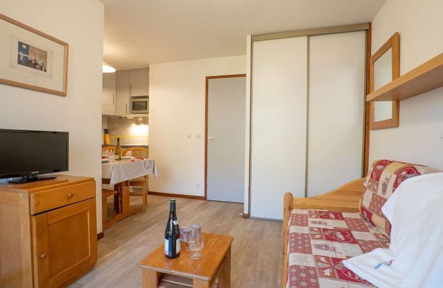 Balcons d'Olympie 305 - A by Interhome