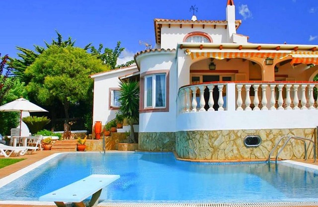 Casa Illote - Well furnished 3 bedroom villa - Great Pool area - Perfect for.