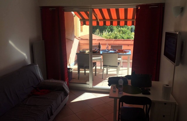 Collioure apartment with large sunny terrace - Air conditioning - Private parking