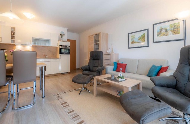 Dünenpark Binz - Komfortplus Ferienwohnung mit 1 Schlafzimmer und Balkon im Obergeschoss 157