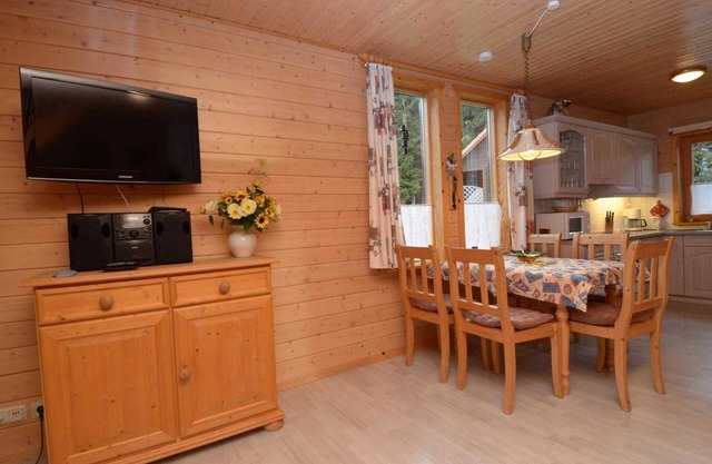 HAS-56 Log cabin, 4 pers., 65sqm - Naturerlebnisdorf Blauvogel (5)