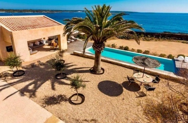 Holiday house Colonia de Sant Jordi for 1 - 3 persons with 1 bedroom - Holiday house