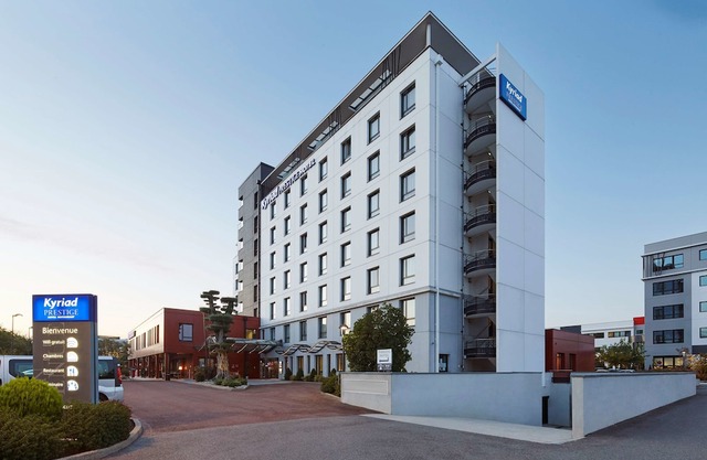 Kyriad Prestige Lyon Est - Saint Priest Eurexpo Hotel and Spa