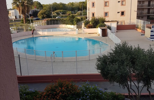 Studio .800 m from the beach