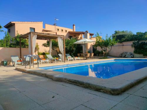 Villa Pula Viñas Country villa 3 bedrooms pool and fabulous views of the Pula golf course near Son servera