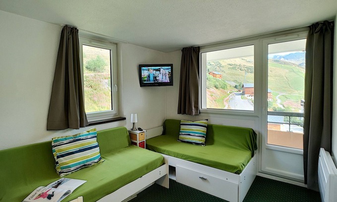 Reberty Apartment | 1-bedroom, 4 pers, south-facing balcony, near slopes and shops, pets ok