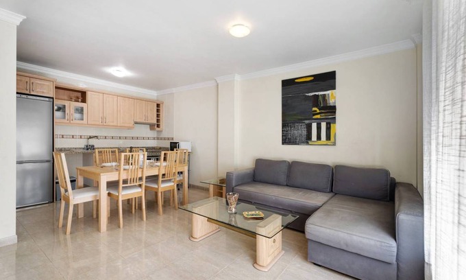 Playa San Juan Apartment | 100 m² Apartment ∙ 2 bedrooms ∙ 3 guests