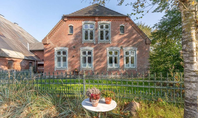 Witzwort Apartment | 100 m² Apartment ∙ 1 bedroom ∙ 4 guests