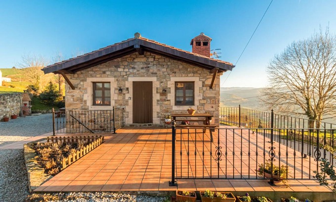 Villacarriedo Apartment | 100 m² Apartment ∙ 3 bedrooms ∙ 6 guests